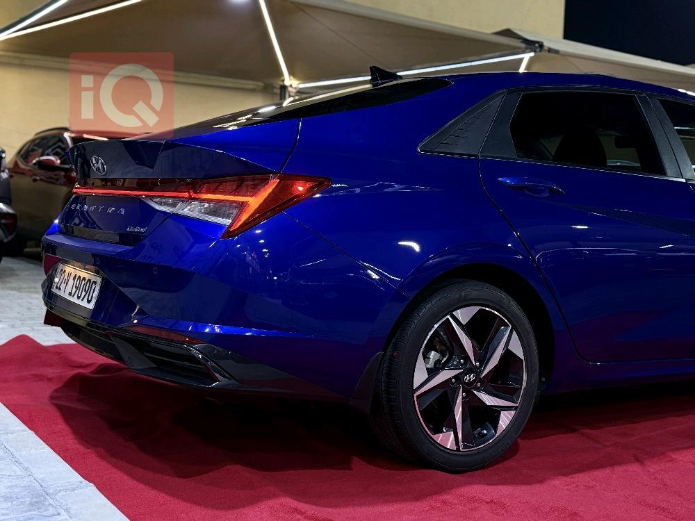 هیوندای ئەلەنترا